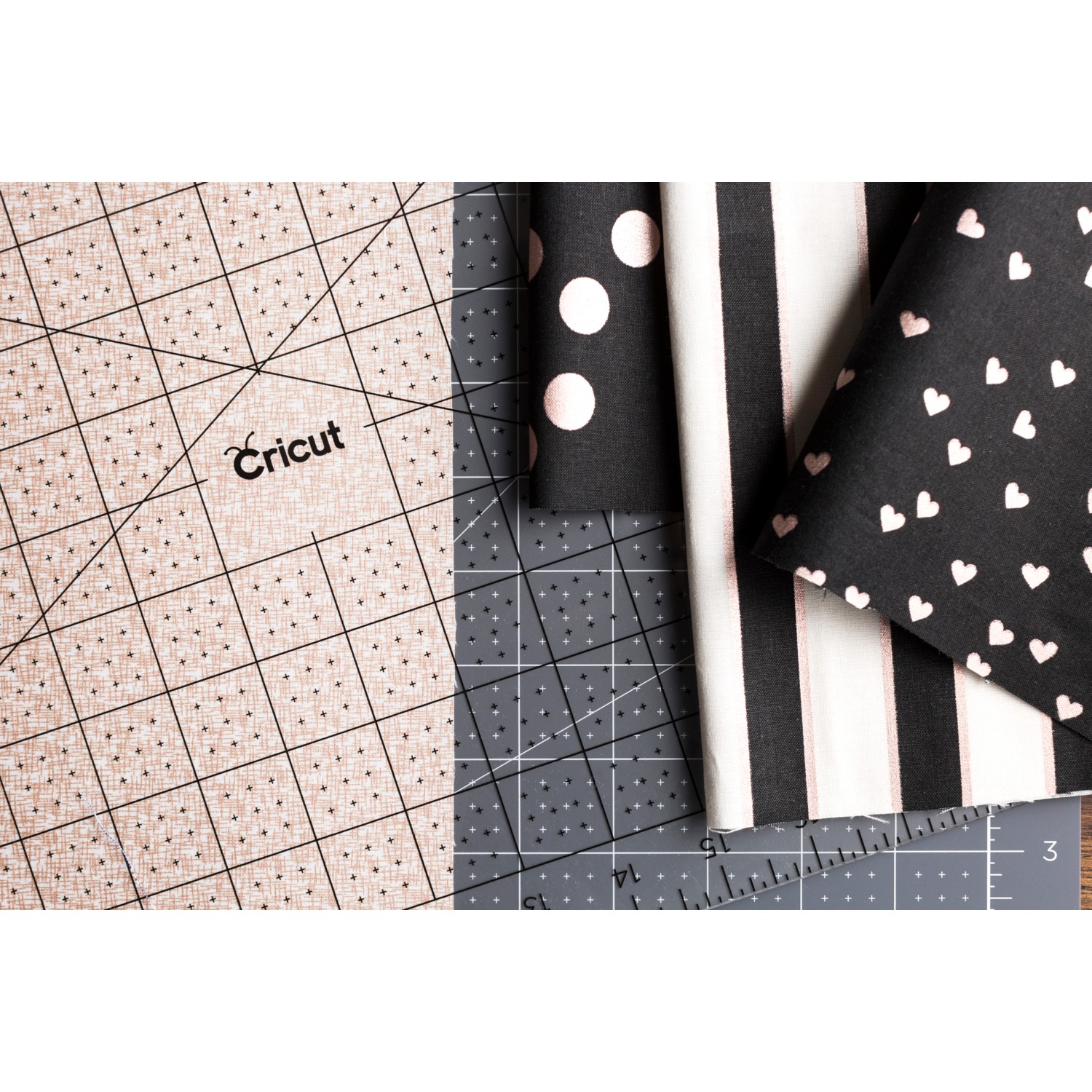 CRICUT 2004716 KENDİLİĞİNDEN İYİLEŞEN KESME MATI 30X30CM-31088