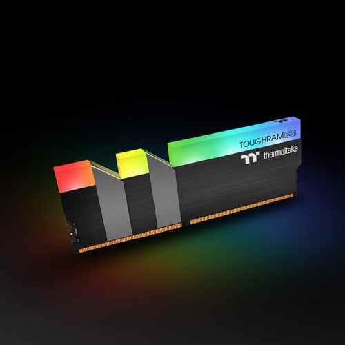 THERMALTAKE  toughram rgb siyah ddr4-3200mhz cl16 16gb (2x8gb) dual bellek kiti-58309